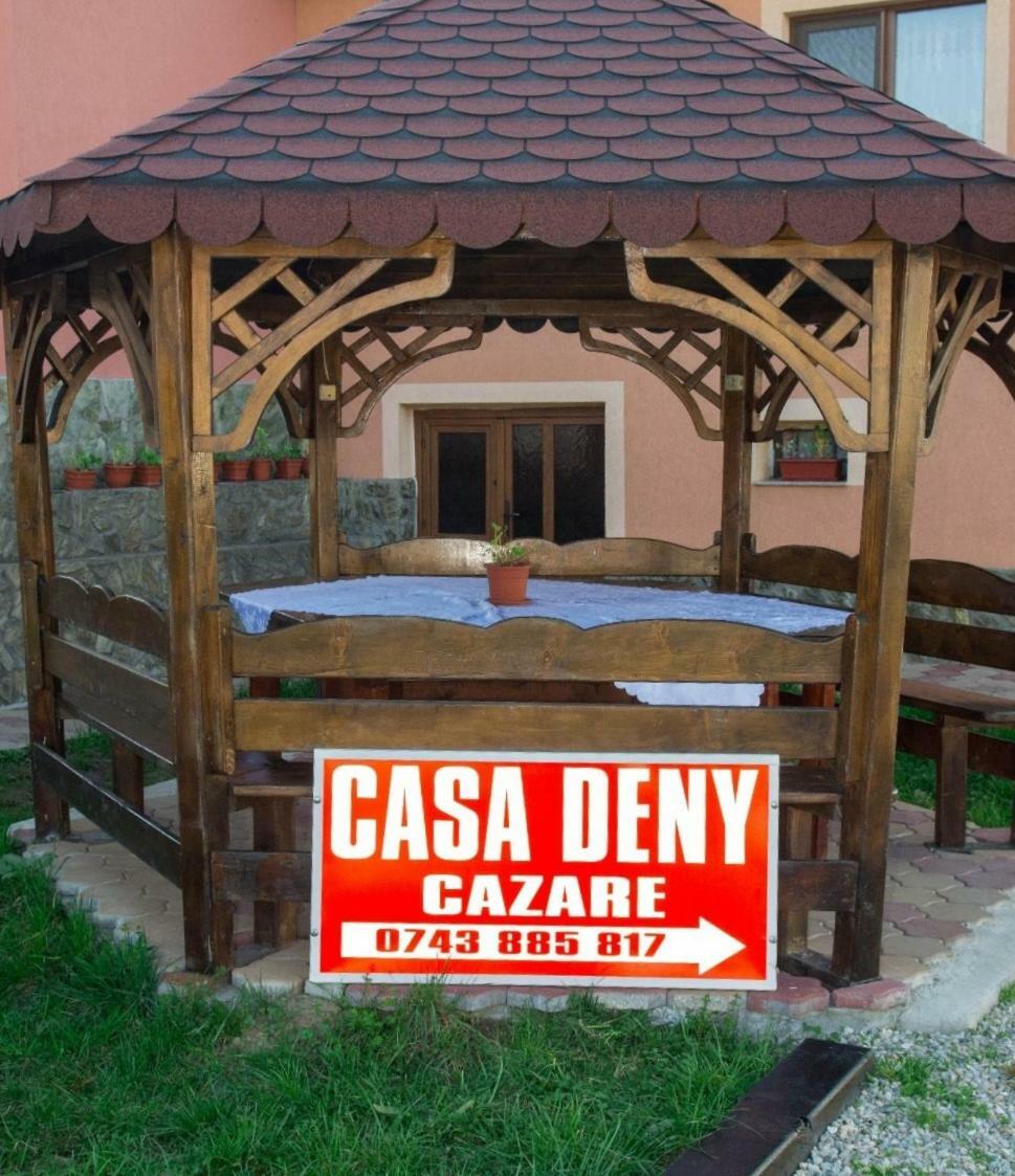 Pensiunea Casa Deny Novaci-Străini Εξωτερικό φωτογραφία